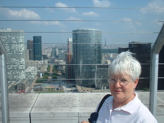 From Peter Downes - On the Grande Arche in Paris 