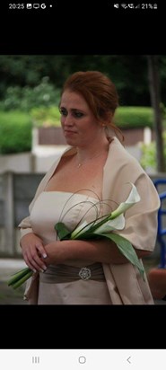 Shelley at her brothers wedding,  so looked so Beautiful,  and just stunning 