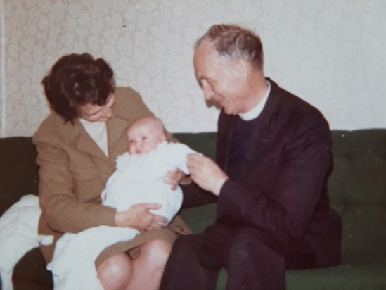 Chris's parents Don & Betty with baby Val