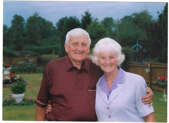 Pat & Chub in the garden behind their house in Alresford