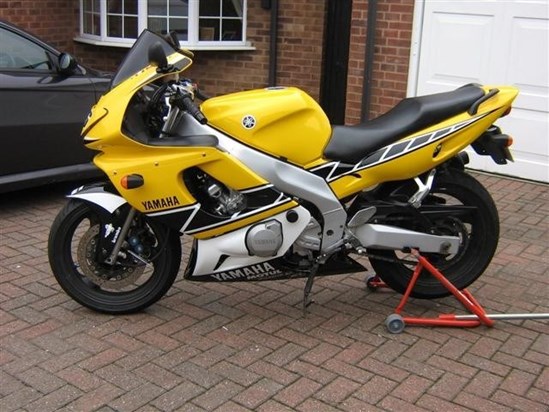 Tims Kenny Roberts replica Thundercat. I rode this back when he bought it from Hinckley