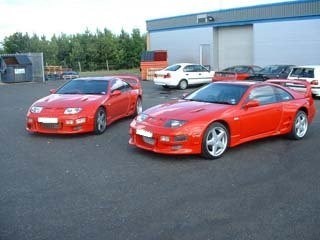 Tims Nissan 300ZX with his mates 300ZX! Twins!