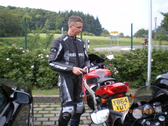 Riding the Nurburgring Nordschleife 2009