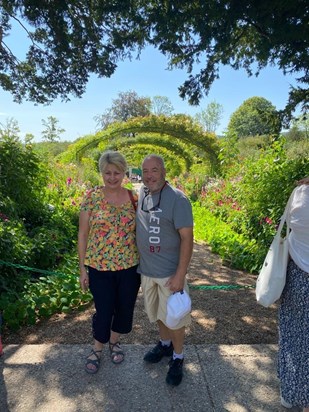 Monet Gardens together 