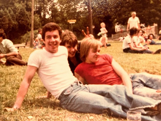 bill relaxing outside a pub in kent 1979 