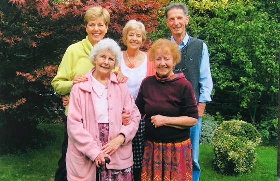 Eileen with Jean, Jennifer, Ann & Graham