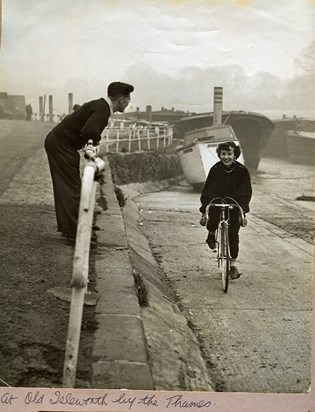 Mum & Dad, Old Isleworth