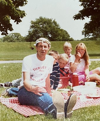 A very British man on family and friend picnic