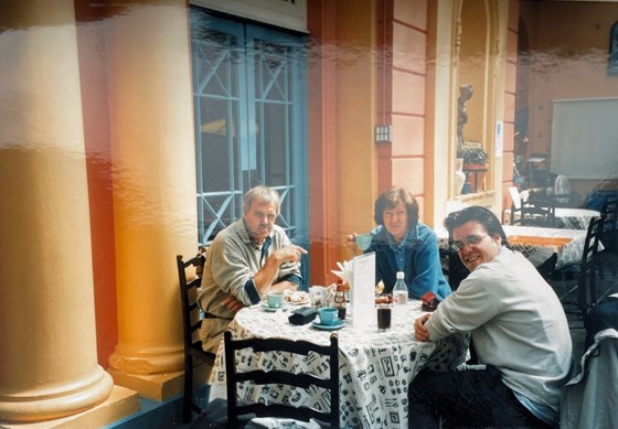 Brekkie with Kath and Pete