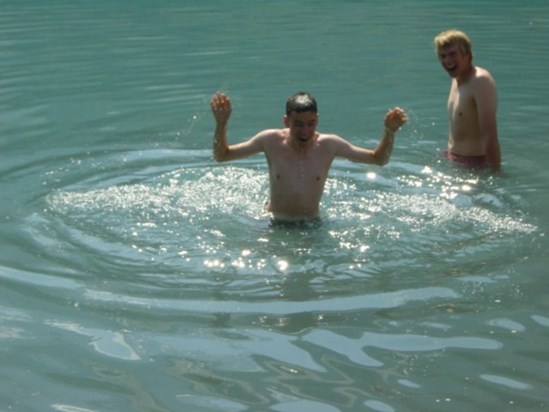 Cold water swimming in Switzerland