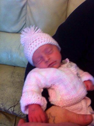 ruby feel asleep on grandad, just before going to meet Uncle Taylor<3