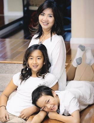 Suong, daughter Kaylyn and son Sean