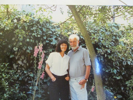Paddy and Ken in the garden of Mountfield Road c.1989