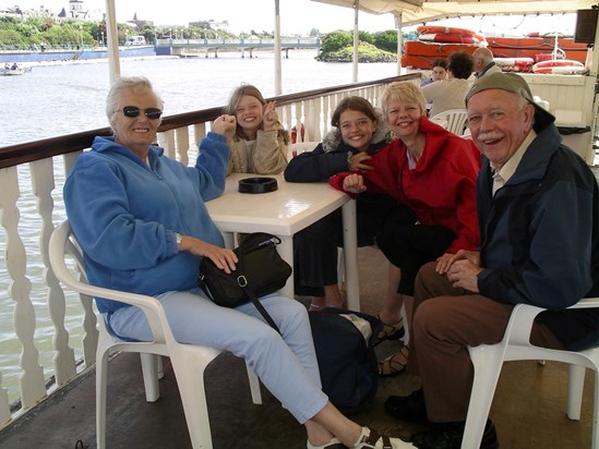 Catherine and Harry with daughter, Sue and granddaughters, Susie & Shona