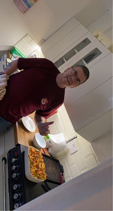 Dad cooking his pasta on a Friday night❤️