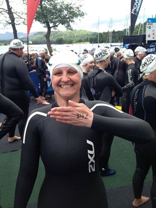 Anita Dobson about to do the Great North Swim in Liz's Honour.