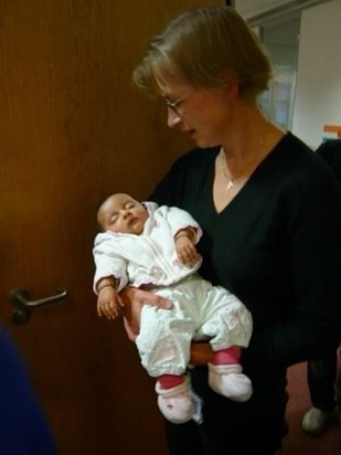 Hemal’s baby in 2008. Deborah really was the baby whisper 🙏