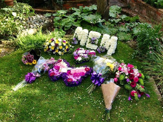 Your beautiful flowers on your special day xx