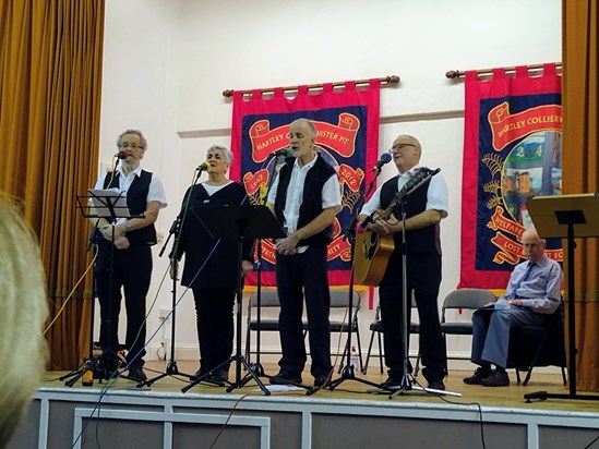 Keith in full flight with Beeswing at the Hartley Pit  Memorial in January 2020.