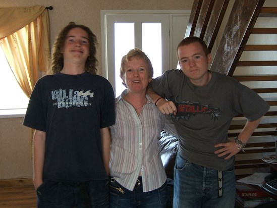 Mum & Her Little Boys   September 2005