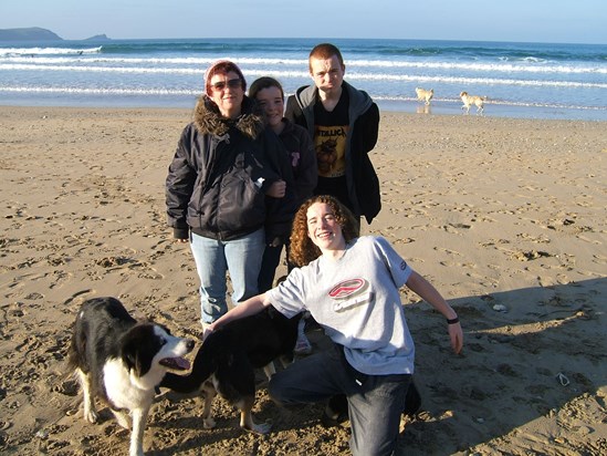 Carol, Kids & Dogs   Fistral Beach Xmas Day 2005