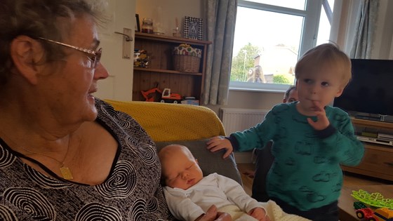 Bette with her great grandchildren, October 2017.