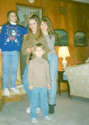  William with sisters - Natalie, Mary & Erica - New Years Day at home in Danville 1996
