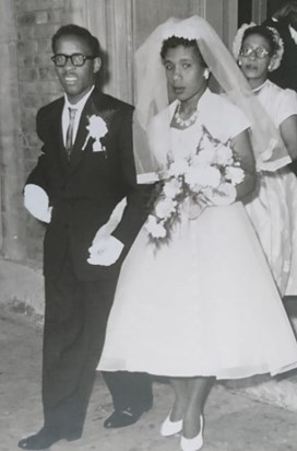 01   Fontenelle, A N and Alexander, M C (Wedding June 1960)   1