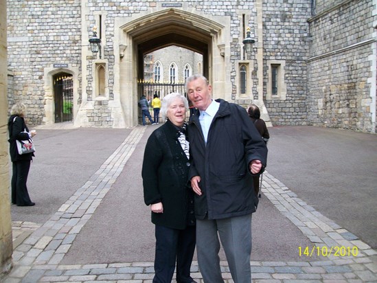With Linedance friends at Windsor Castle 2010