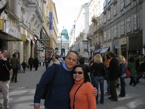 With Ate Bessie in Vienna, April 2006