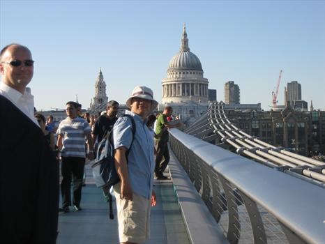 Millenium bridge, London 2006