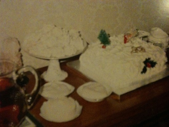 Grannys amazing Christmas Cake.
