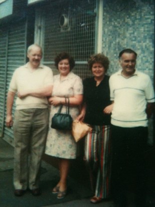 Gran & Gramps, Agnes & Duncan