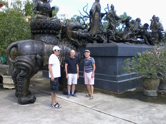 Funky Brian in Pattaya at the Chinese museum with Derek and Stephen Hough 