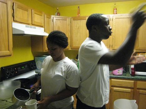Akil & Ayeshah cooking that meal