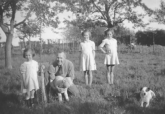 Sally with her father and sisters