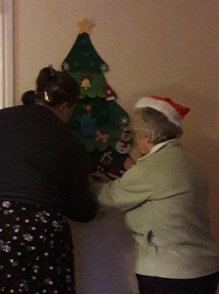 Decorating Nan's final Christmas Tree