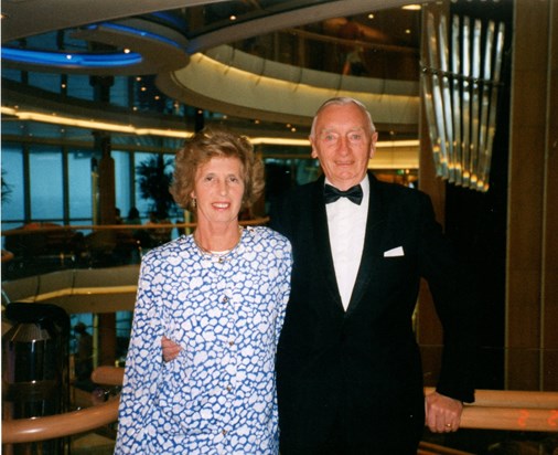 Enchantment of the Seas 98