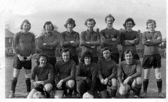 cis football team 1975