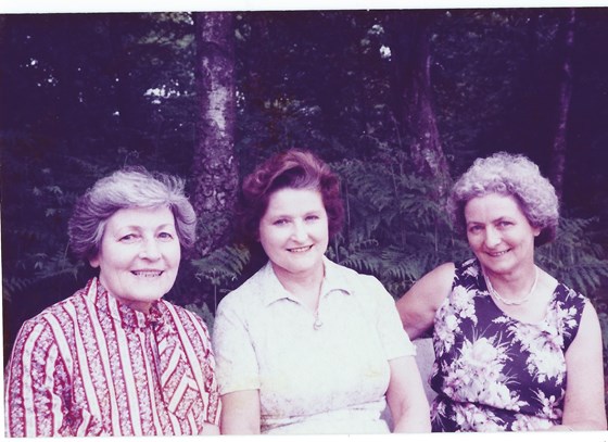 Doris & Sisters Kay & Audrey