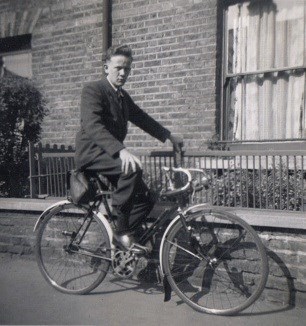 101 Sixth Avenue, Paddington. Gerry on bike