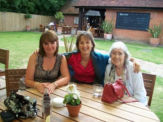 Christine,Lea and Mum enjoying a lunchtime drink in Midgham. 