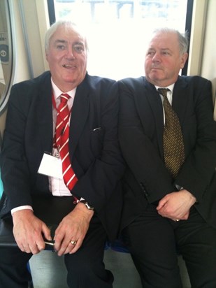 Dennis, Warren (and Robert) on the way to lunch at Smiths in Wapping. Cab back!