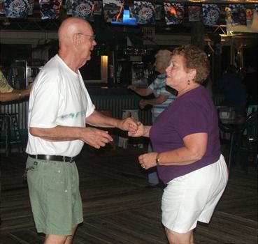 Buz loved to dance with his bride