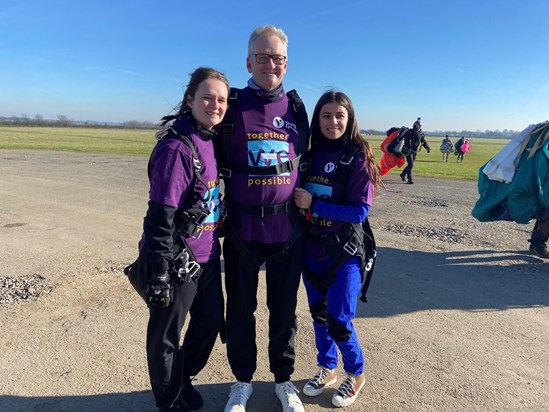 They did it! 12,500 feet jump! amazing, so brave, so proud