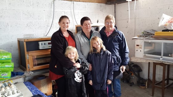 3 Generations.. Frances with sister Susan, niece Claire, with her daughters Louise and Christina 03/2016