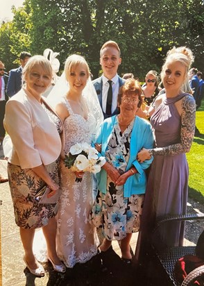 Karen with Nanny Jean and her grandchildren, Gemma Kris & Meghan - at Gemma's wedding