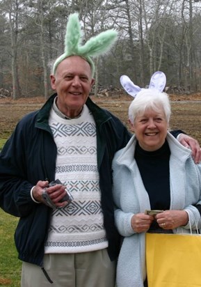 2006 a right pair of Easter Bunnies