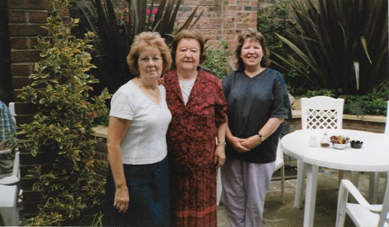 Maureen, Mother and Leslie