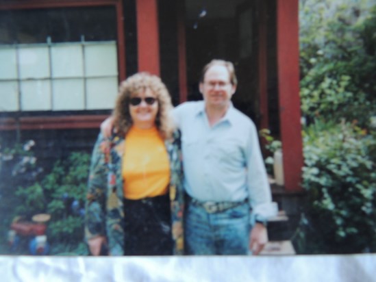 DSCN3908 Ellen and Sam in Berkeley circa 1990. Photo taken by Mark F. 